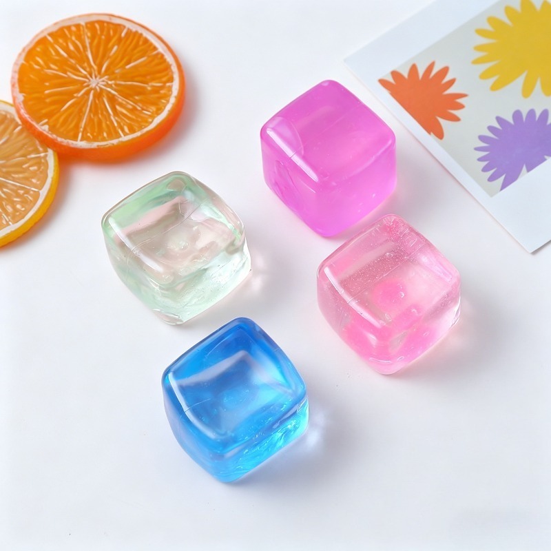 Squishy Mini Water Cube Squeez - Electronics Gadgets Bag のレビューと価格