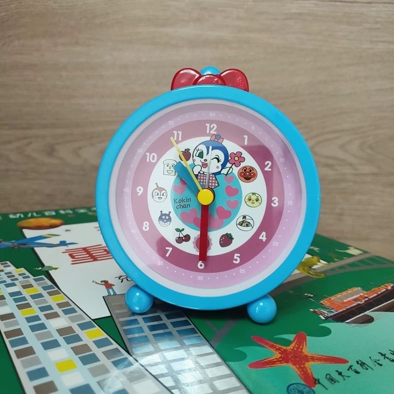 Anpanman Cute Alarm Clock Stud - Digital Alarm Clock のレビューと価格